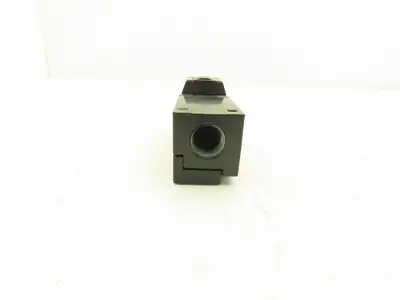 Pepperl+Fuchs Photoelectric Sensor Scanning Head 4 Wire NPN Base Retroreflective