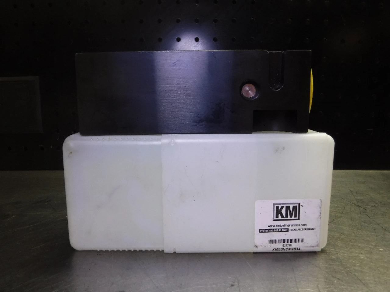 Kennametal 2.125" x 2.500" KM50 Square Clamping Unit KM50NCM4034 (LOC2247)