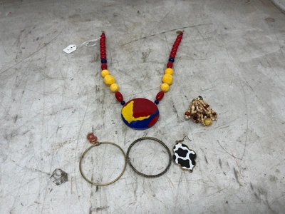 Used _UNKNOWN_ _UNKNOWN_ Jewelry & Gemstones Michigan US | Miedema Asset Management Group #1760582