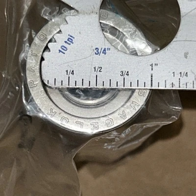 NEW Swagelok SS-QC8-B810IS