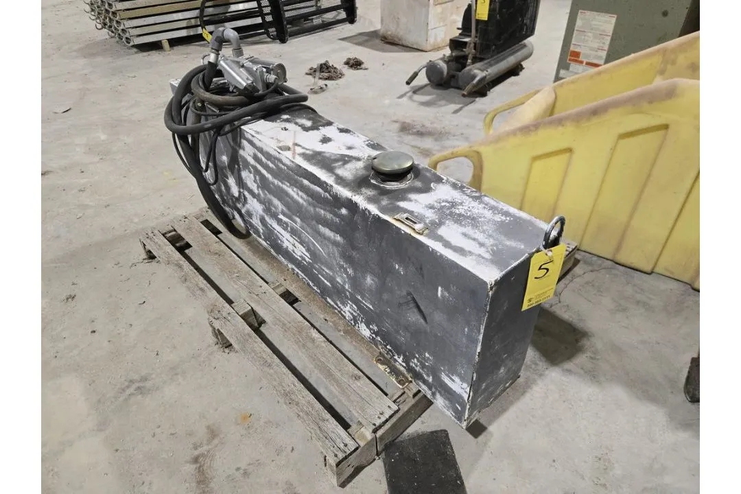 Used _UNKNOWN_ _UNKNOWN_ Fuel Oil Tanks Texas US | IRS Auction #1488591