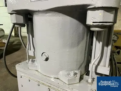 17" x 18" Racine Hydraulic Press