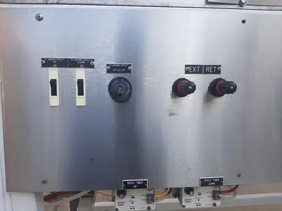 USED 1999 SIMPLEX AV200