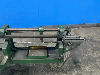 Used THE LEWIS MACHINE CO. 2CG Wire Straighteners & Cut-Offs Ohio US | HGR 24 #1415136