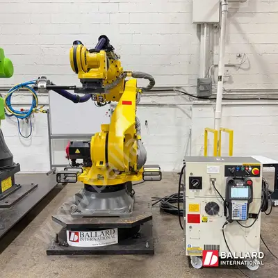 FANUC R-2000iC/210F Robot w/ R30iB Plus – NEW! NEVER PUT INTO PRODUCTION