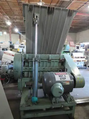 RAPID MACHINERY 2442M Reprocessing Equipment, Granulators | Mark One Machinery (3)