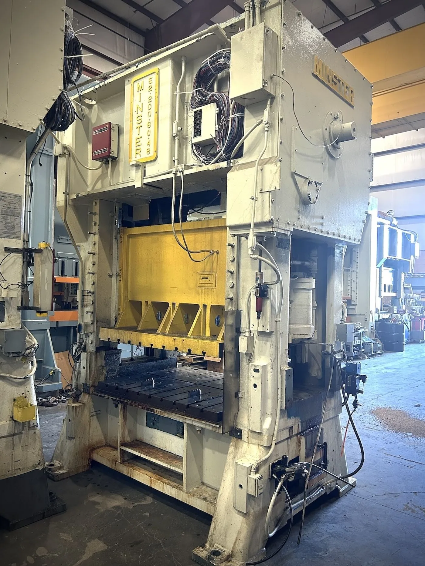 USED 1972 MINSTER MINSTER E2-200-60-48 PRESS
