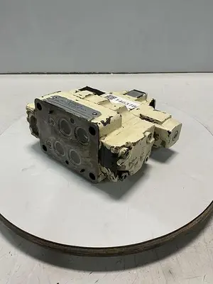 USED VICKERS DG5V-7-6C-T-PL-T-10-JA-S443