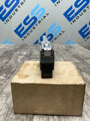 ALLEN BRADLEY 802B-SSAHXSX Electrical/PLC/Automation | ESS Industrial Equipment Sales (3)