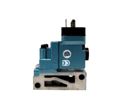 USED MAC VALVES 130B-111JJ SOLENOID VALVE 130B111JJ