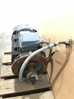 VEM K11R180L4 26kW 3 Phase Electric Induction Motor 1760RPM 400/690V 50/60Hz