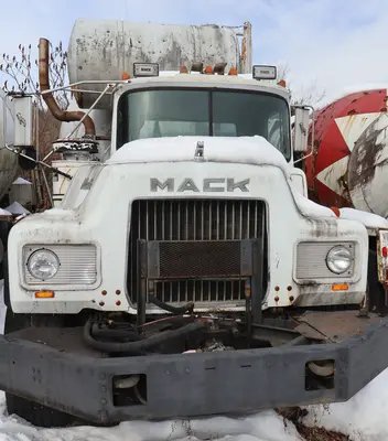 Used 1987 MACK DM600 Concrete Mixer Trucks Pennsylvania US | Proxy Equipment #1382953