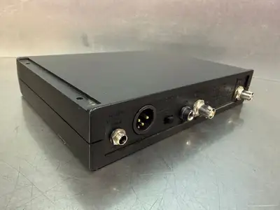 Shure ULXS4 Standard Diversity Receiver 662-698 (3.3.2)