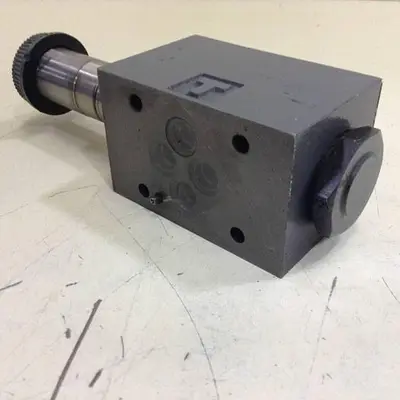 USED VICKERS DG4V-3-2AL-M-U-HL7-60