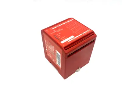 USED ALLEN-BRADLEY SER. A GUARDMASTER SAFETY RELAY MODULE