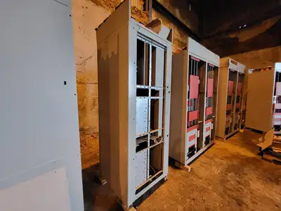 4160 Volts, Series 81000 One-Column Motor Control Center (MCC) Section
