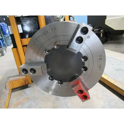 18 IN Samchully HC-18D Standard 3-Jaw Open-Center Chuck