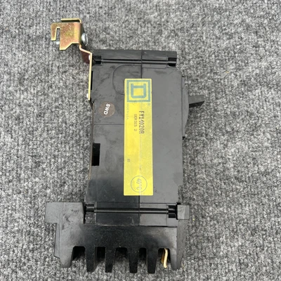 Used Square D ["FY14020", "FY14020A", "FY14020B", "FY14020C"] Circuit Breakers California US | Davliegogo LLC #1705862