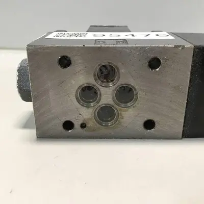 USED VICKERS DG4V32AMP7H750