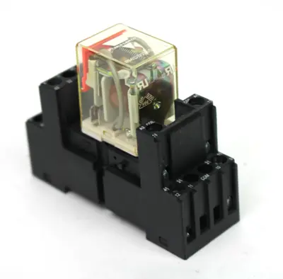 USED CARLO GAVAZZI ES 15/2N