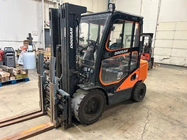Used 2021 DOOSAN D35C-7 Internal Combustion Forklifts: Pneumatic Tire Illinois US | Somerset Equipment Sales #1546165