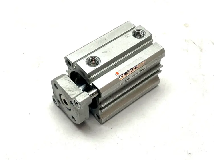 Used SMC CDQMA32TN-30 Pneumatic Cylinders Michigan US | Maverick Industrial Sales #1390622