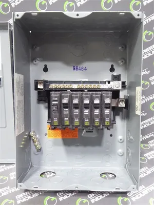 Square D Q06-12L100DS Load Center 100 Amps 120/240VAC 1 phase with breakers Used