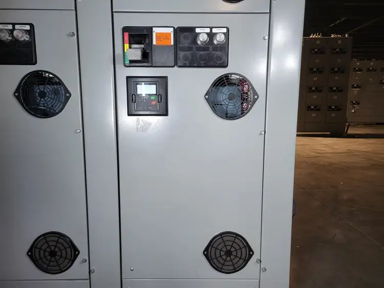 Used EATON SVX005A1-5A4N1 Switchgears British Columbia CA | Lenmark #240314