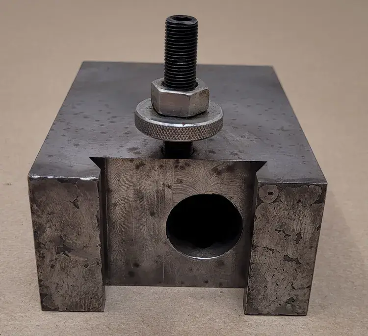 Used _UNKNOWN_ QUICK CHANGE TOOL HOLDER Misc Industrial Equipment Kentucky US | Aucto #687890