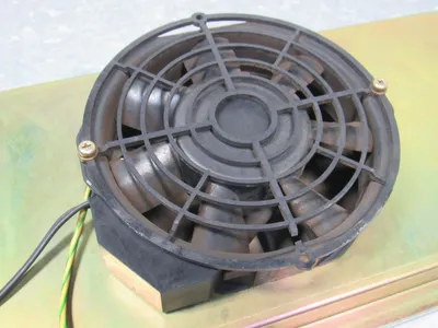 Fanuc A02B-0047-C907 38" x 21" External Panel Mount Fan Cooling Unit
