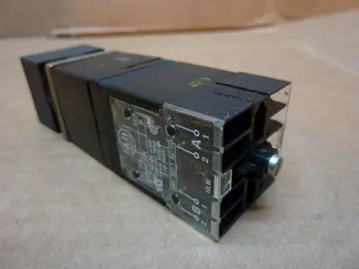 USED ALLEN BRADLEY 800MB-J41U SER A