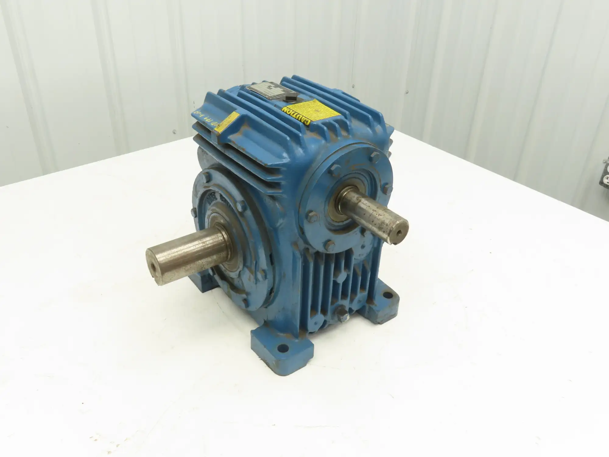 Conedrive HO40A025-1 Gearbox Reducer 5:1 Ratio 350RPM 2-1/4" LH Output 13.8Hp