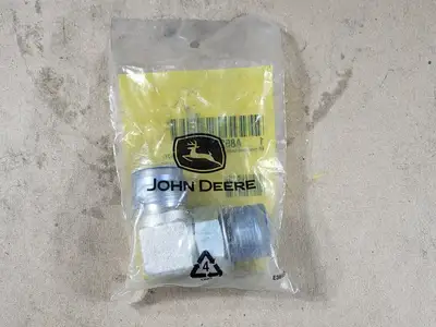 NEW JOHN DEERE A852366