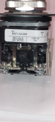 USED Allen-Bradley Allen-Bradley 800T-QA24B Blue Illuminated Push Button