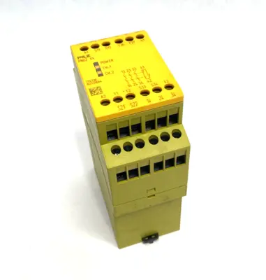 USED PILZ STANDALONE SAFETY RELAY 1 OR 2 CHANNEL, PNOZ X4 24VDC 3N/O 1N/C
