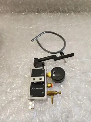 NEWPORT PNEUMATIC LEVELING VALVE 10009736