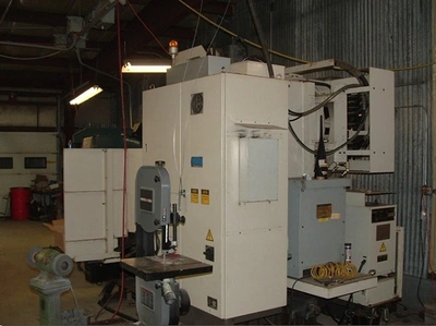 USED 1999 MITSUBISHI M-V60C
