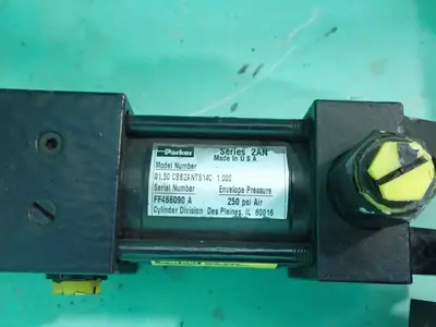 Parker Hydraulic Cylinders, Mainfold Block