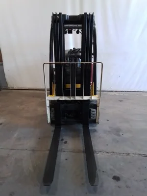 Used 2017 YALE GLC040VX Internal Combustion Forklifts: Pneumatic Tire North Carolina US | Forklift Pro #1548223