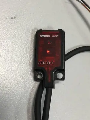 USED OMRON E3T-FD11