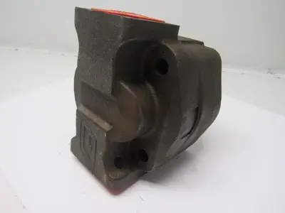 PARKER COMMERCIAL 322-9111-234 Port End Cover & Gear Housing?