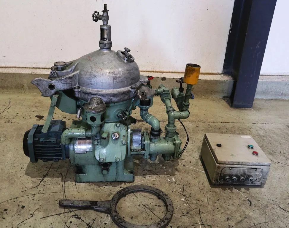 Alfa-Laval MAB 104B-24 oil purifier, SS.