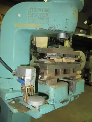 2245-220 Hugold Pneumatic Air Press on Stand
