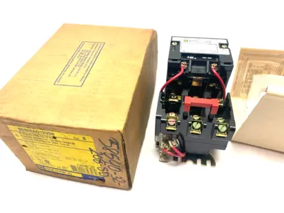USED SCHNEIDER ELECTRIC, SQUARE D NONREVERSING NEMA MOTOR STARTER TYPE S, 3-PHASE 3-POLE
