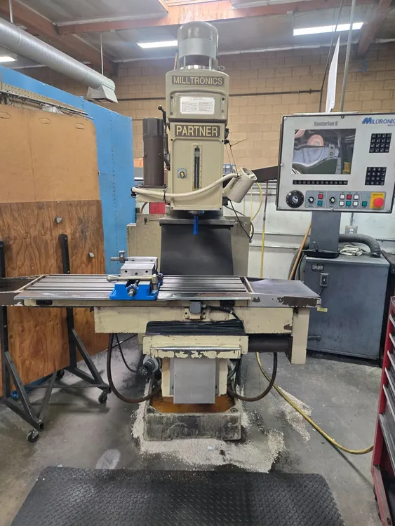 Used 2009 MILLTRONICS PARTNER 4S Vertical Mills California US | Machinery Network #1538074