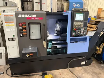 2015 DOOSAN LYNX 220LC CNC Lathes | Toolquip, Inc. (1)