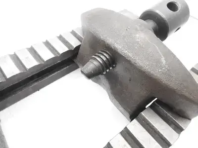 USED AZAIE PRESS VISE