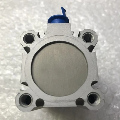 NEW SMC CDQ2A32-45DCZ