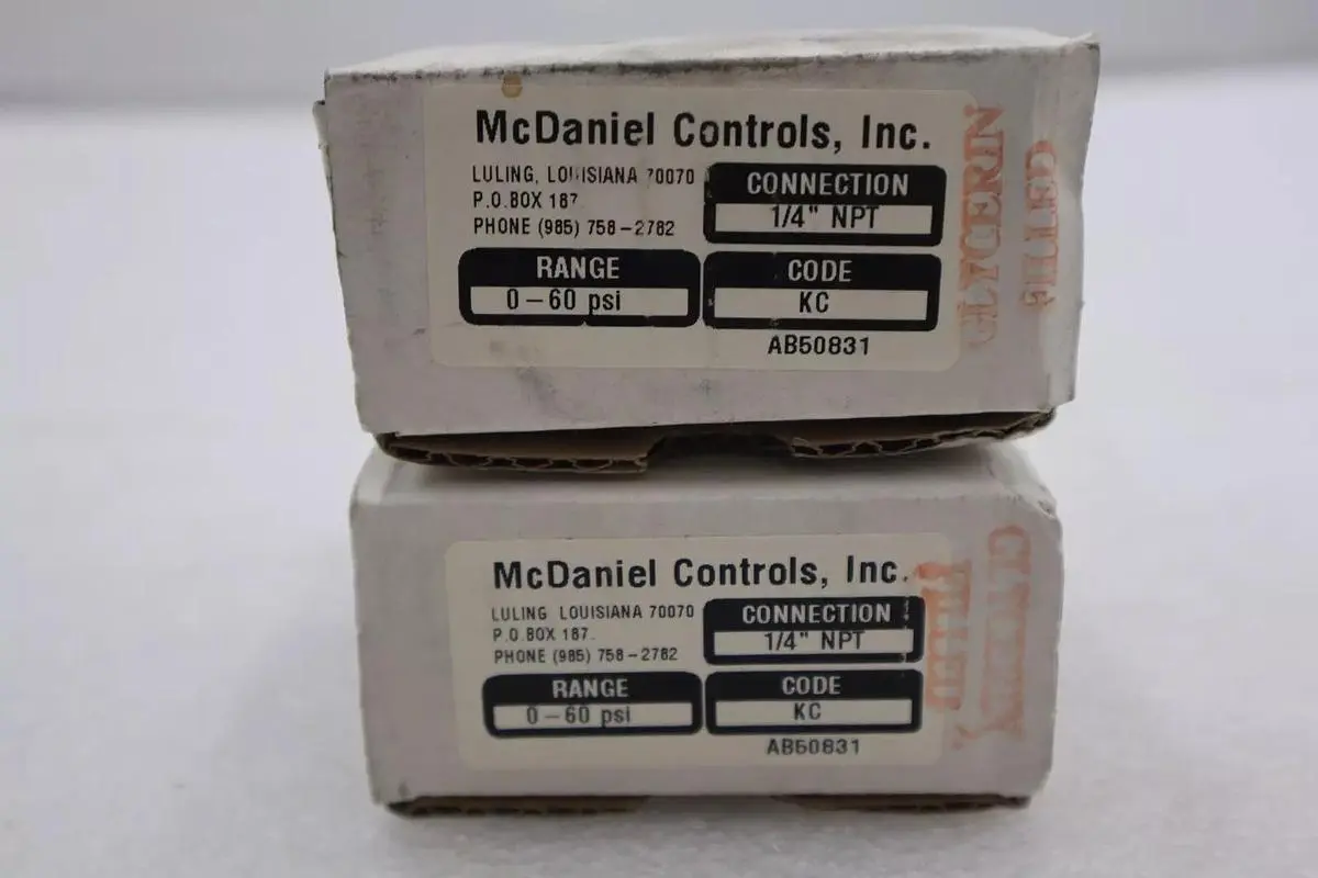 McDANIEL CONTROLS AB50831 PRESSURE GAUGE #K-2241