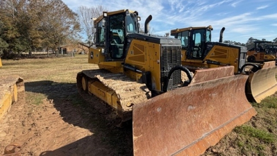 USED 2023 Deere 750L LGP